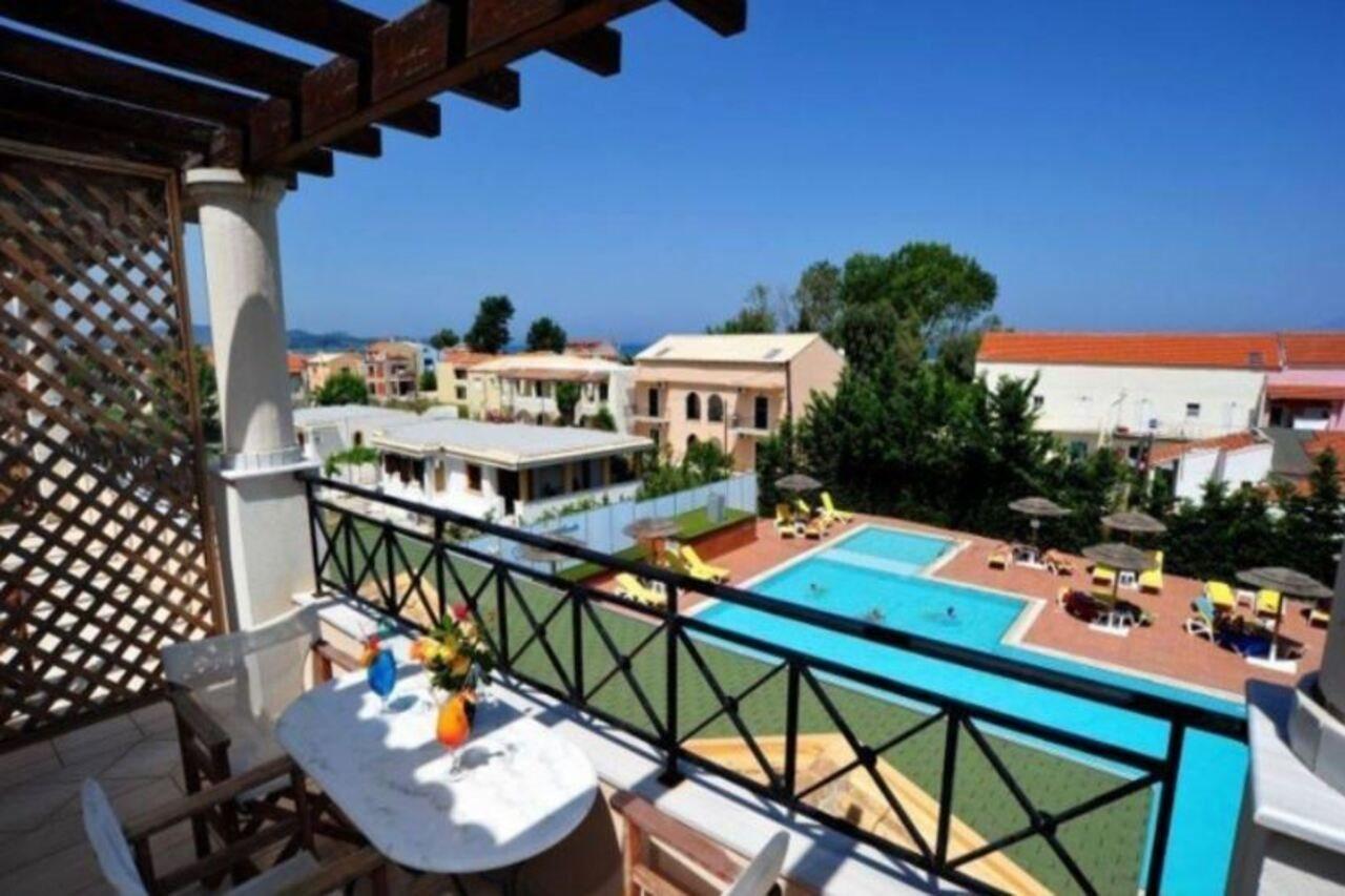 Thinalos Aparthotel Acharavi  Exterior foto